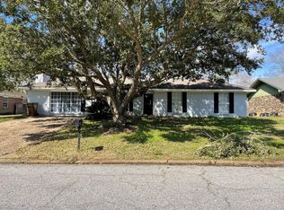 351 Annette Ln, Diberville, MS 39540