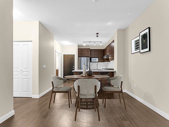 5th image of 9399 Odlin Rd #233