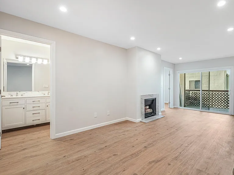 155 Pearl St #308 — Photo 23