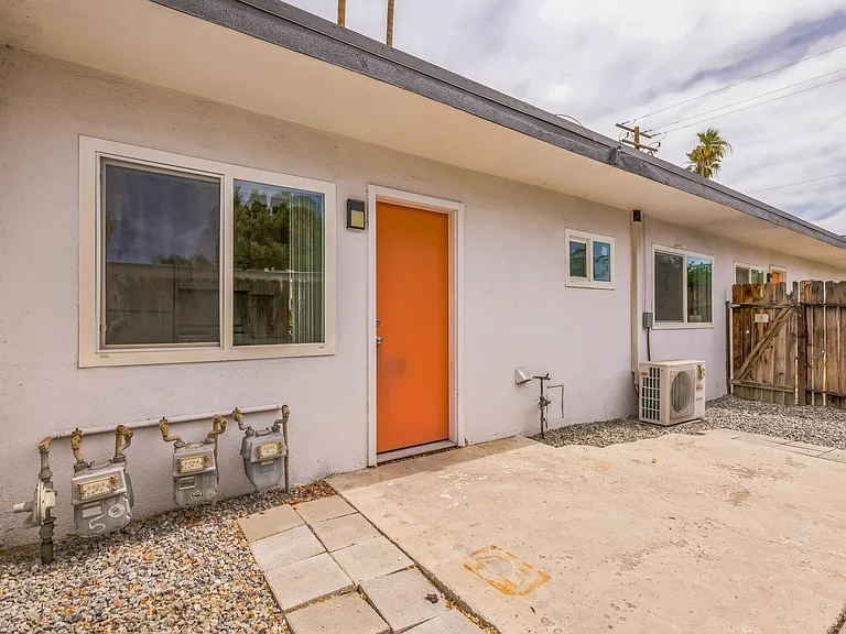 520 S. Desert View Drive — Photo 32