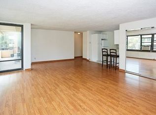 16210 Powells Cove Blvd, Whitestone, NY 11357