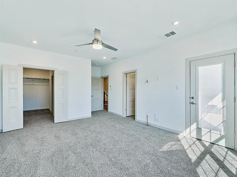 563 Eiseley Dr — Photo 17
