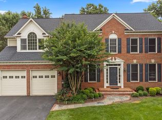 12607 Asturian Ct, Herndon, VA 20171