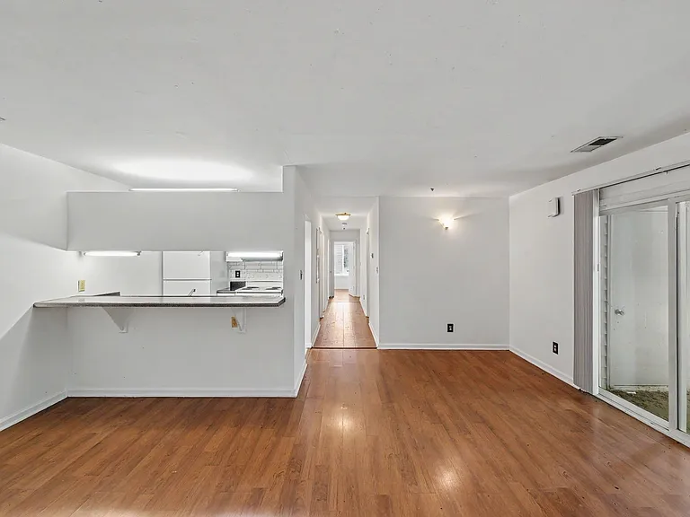9535 University Terrace Dr #B — Photo 14