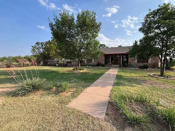 2605 N Business Highway 84, Snyder, TX 79549