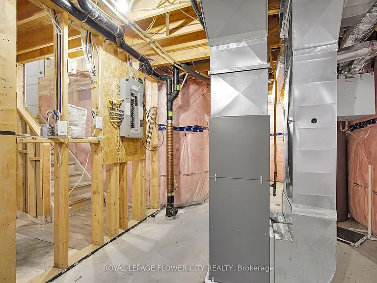 1409 Lawson Rd — Photo 33