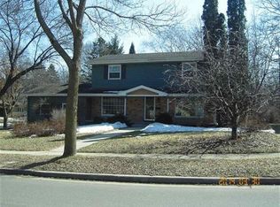 6001 Piping Rock Rd, Madison, WI 53711