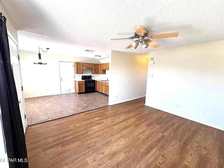 2304 Tierra Serena Rd — Photo 9