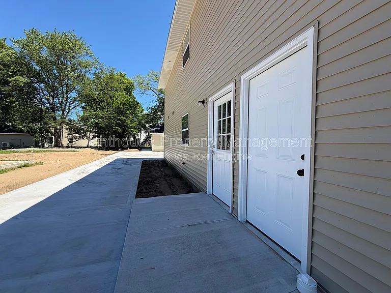 310 Allen Ave #1 — Photo 21