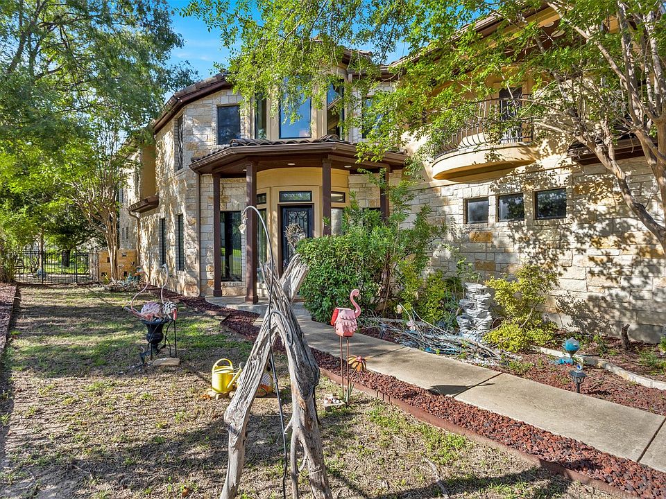 1st image of 1 Treehaven Ln