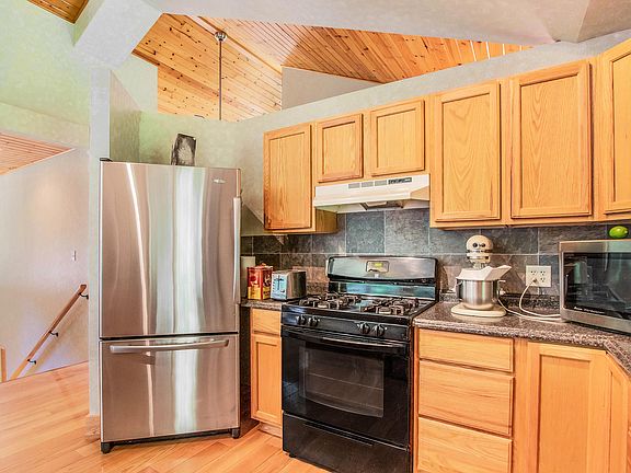 3rd image of 8271 W De Ave