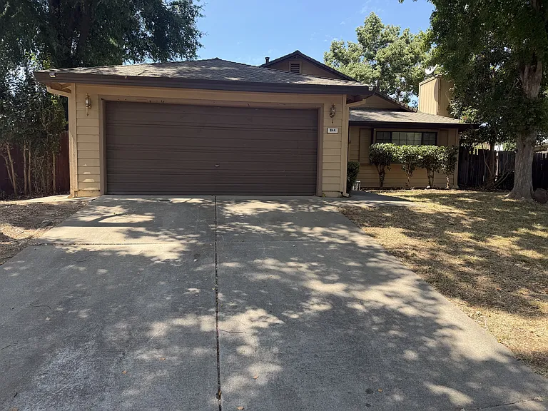 844 Stetson Way — Photo 5