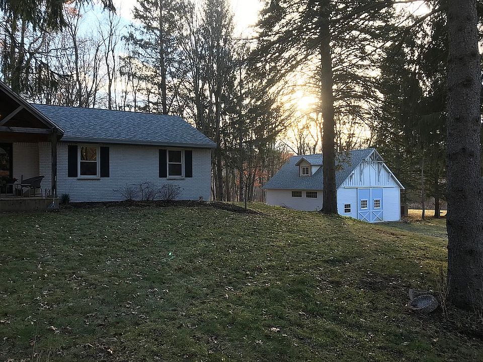 2nd image of 1655 Indian Garden Ln