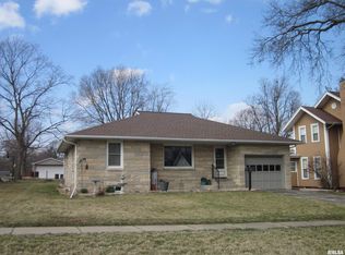 312 N Morgan St, Mason City, IL 62664