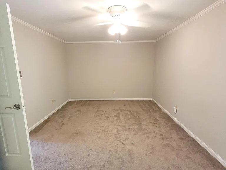 7831 Stephanie Ln — Photo 26