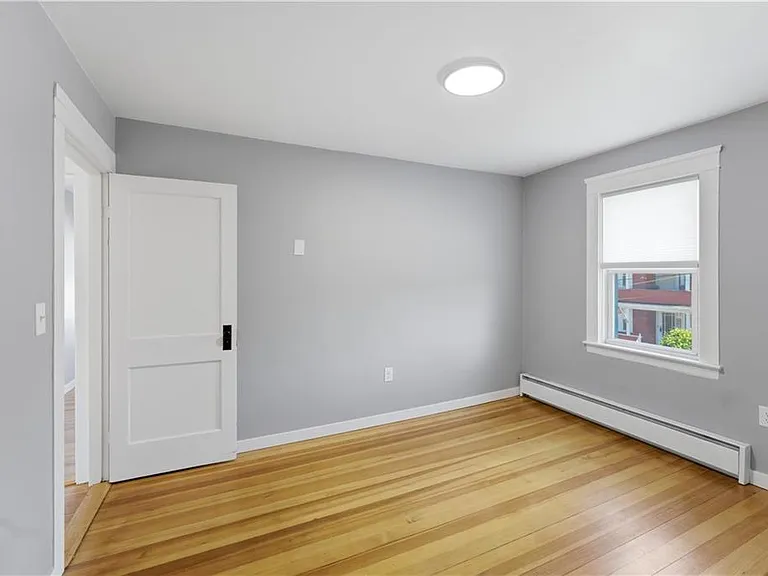 33 Laura St #2 — Photo 19