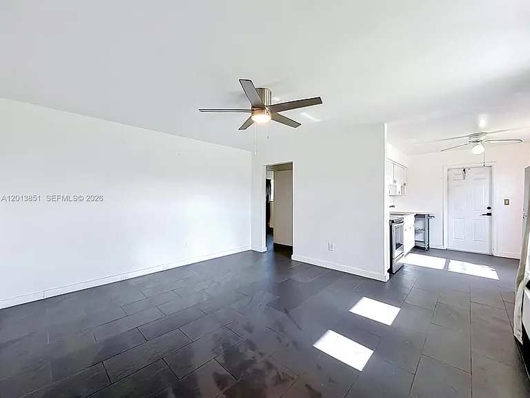 391 42nd Ct #NORTH — Photo 4