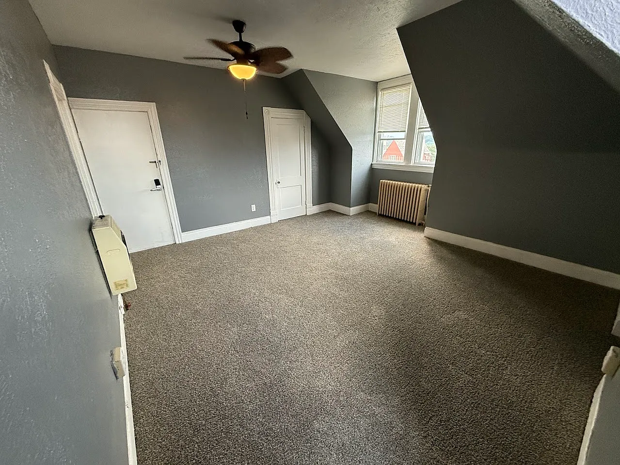 3859 Brownsville Rd — Photo 4