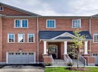 361 Aspendale Cres, Mississauga, ON L5W 0E7