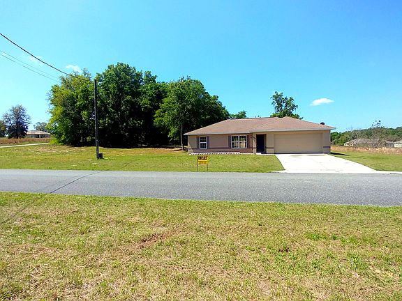 3rd image of 7822 N Merrimac Way