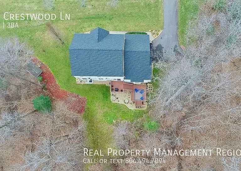 24 Crestwood Ln — Photo 6