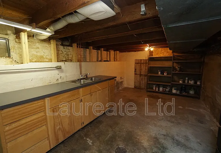 1240 Jefferson Ave — Photo 25