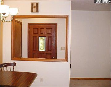 5th image of 296 E 293rd St
