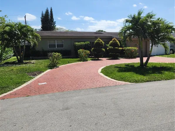 7948 Panama St, Hollywood, FL 33023