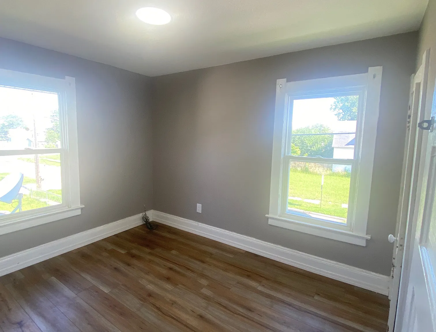 2 bed, $895 — Photo 4