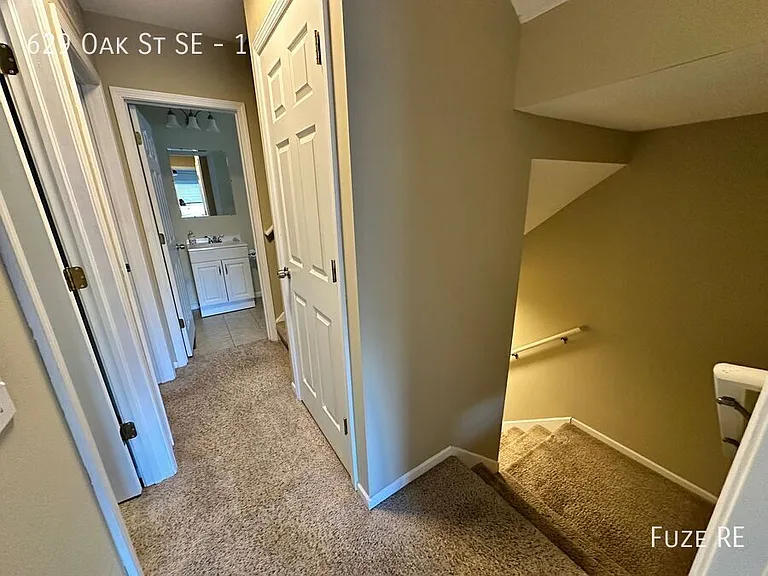 629 Oak St SE #1 — Photo 42