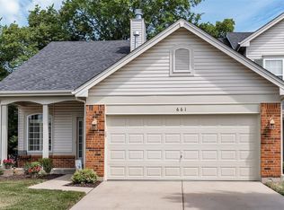 661 Hawk Run Dr, O'Fallon, MO 63368