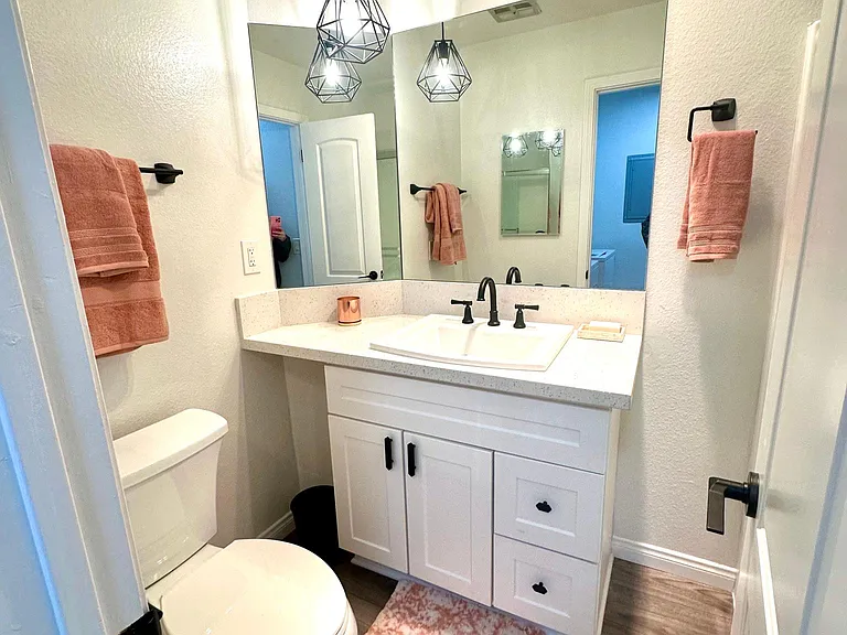 Vista Catalina Apartment Homes — Photo 22