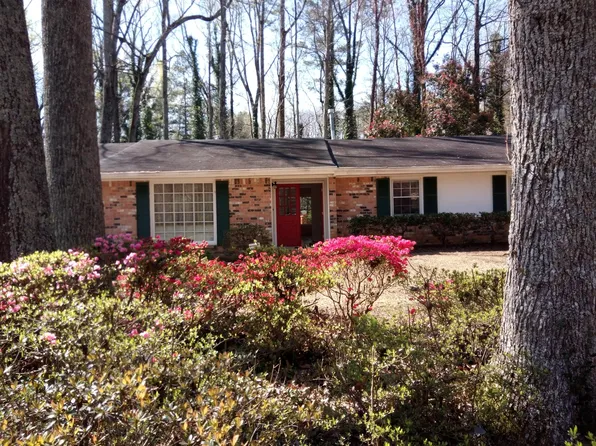 3456 Brookview Dr, Marietta, GA 30068