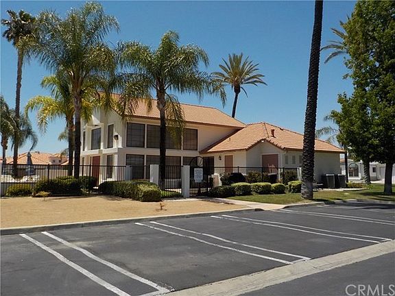 community clubhouse