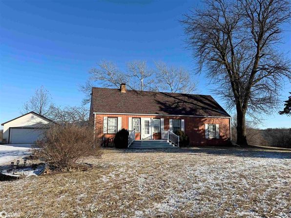 2550 Inkpaduta Ave, Webster City, IA 50595