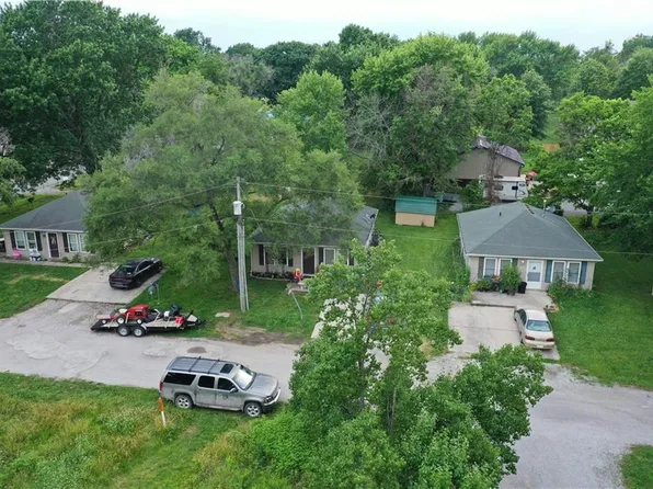 701 N Lincoln St, Hamilton, MO 64644