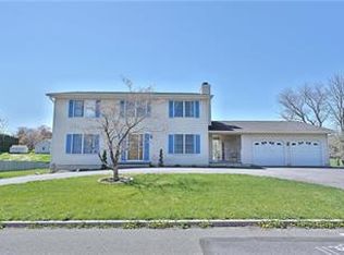 6335 Hanover St, Bethlehem, PA 18017