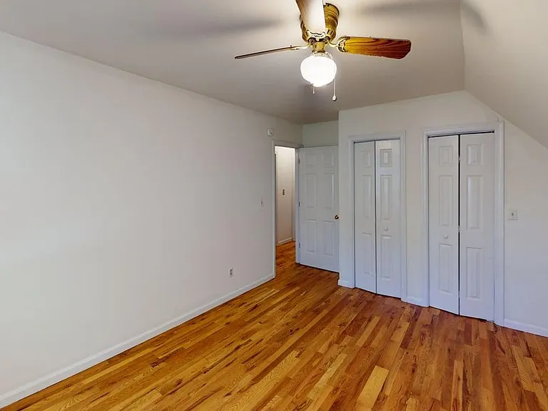 1297 Timberbranch Ct — Photo 10