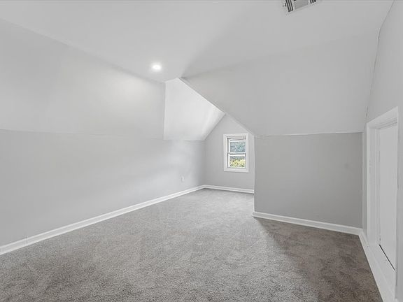 5th image of 150 Ridge Rd Floor 2