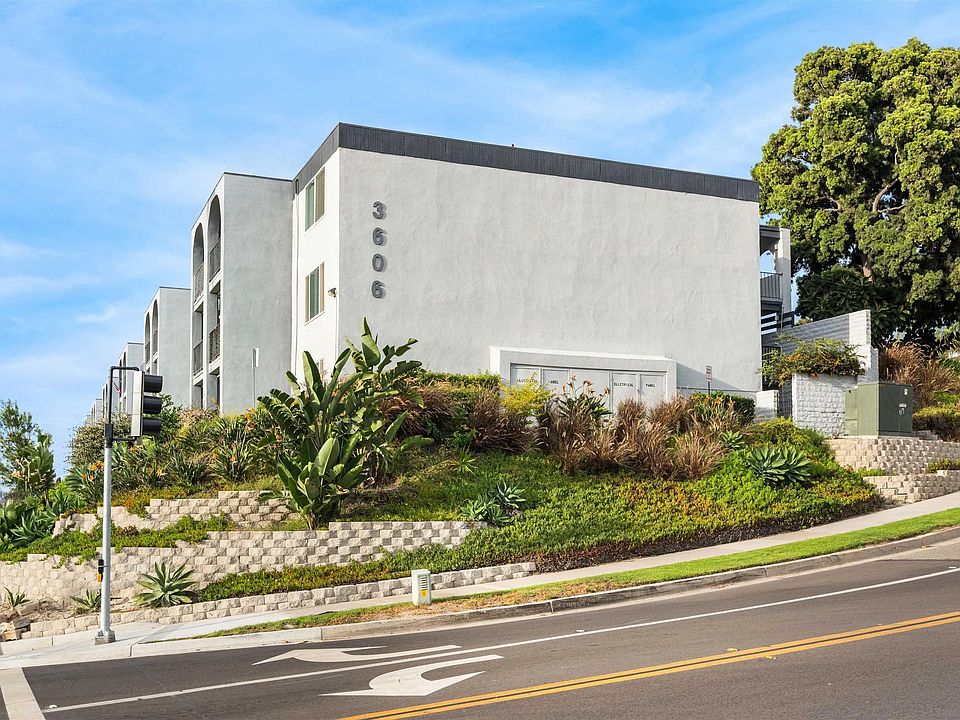 1st image of 3606 Vista Rey Unit 8