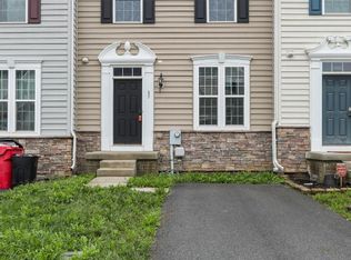 85 Norwood Dr, Falling Waters, WV 25419