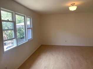 827 E Kensington Rd, Los Angeles, CA 90026