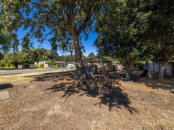 2nd image of 1271 - 1293 Alamo Drive