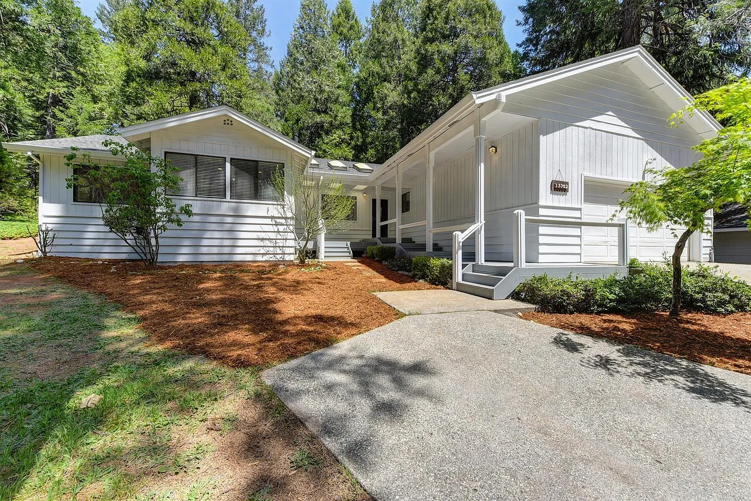 13362 Red Dog Rd photo 1