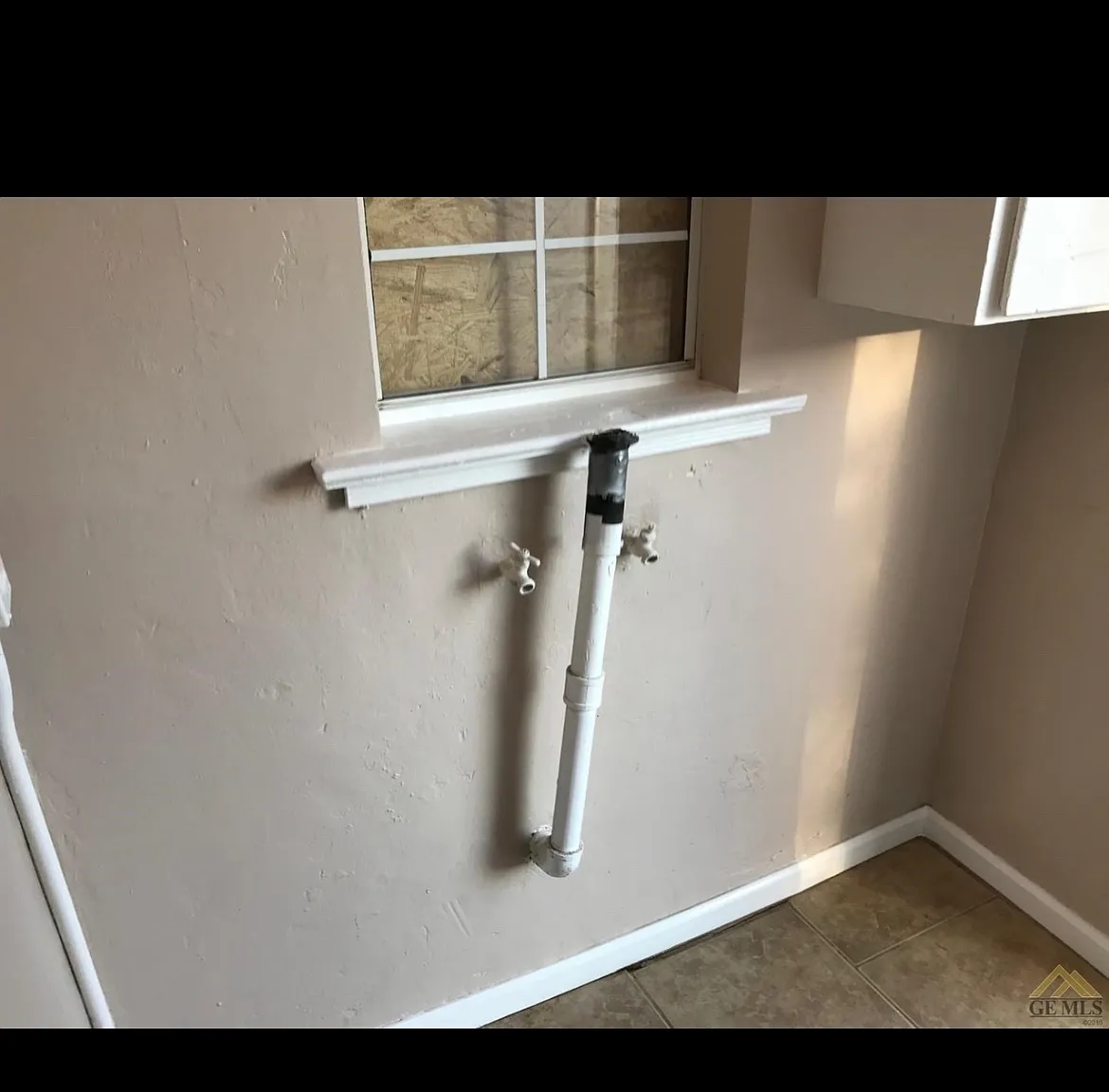 2 bed, 768 sqft, $1,350 — Photo 1