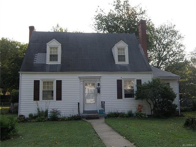 1st image of 6213 Clover Ln