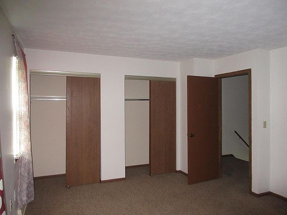 4th image of 1286B Countryside Dr