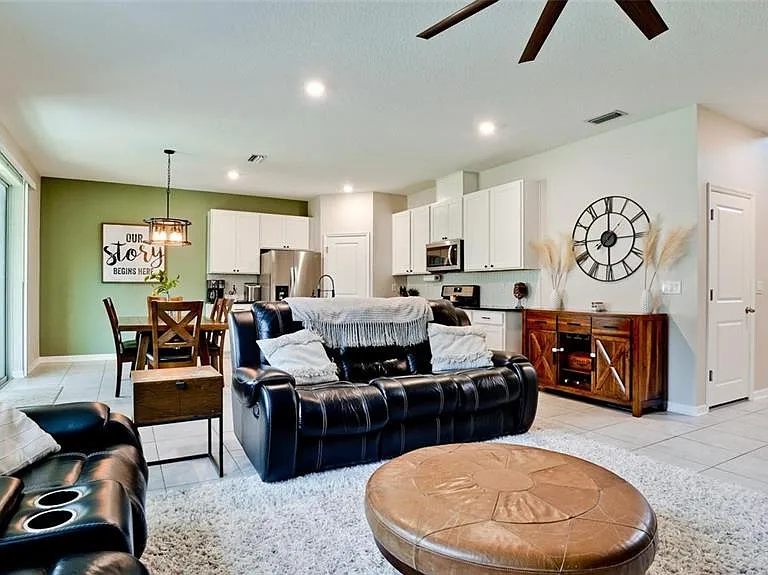 5517 Los Robles Ct — Photo 5