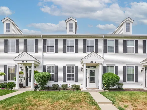 2616 Providence Ave, Aurora, IL 60503