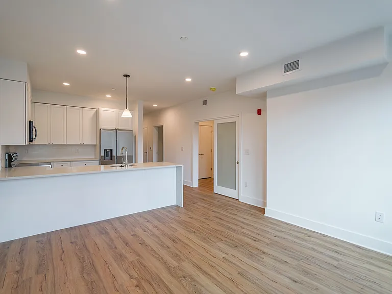 The Howell - 2101 Washington Ave — Photo 98